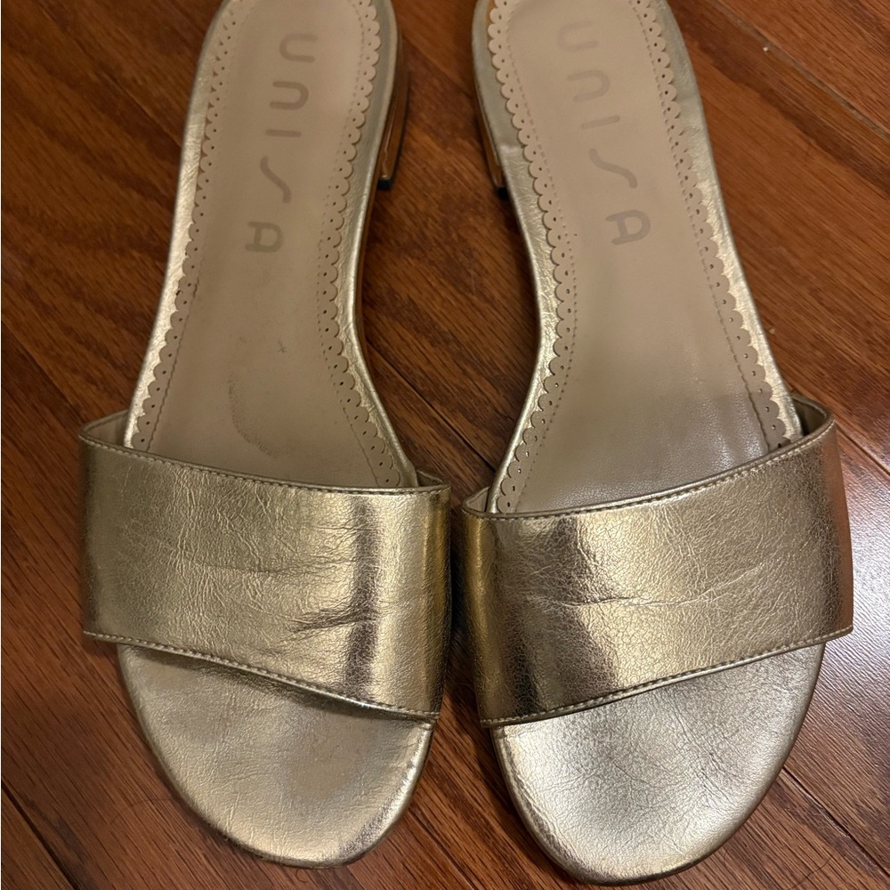 Unisa Metallic Gold Slide Sandals Size 7.5